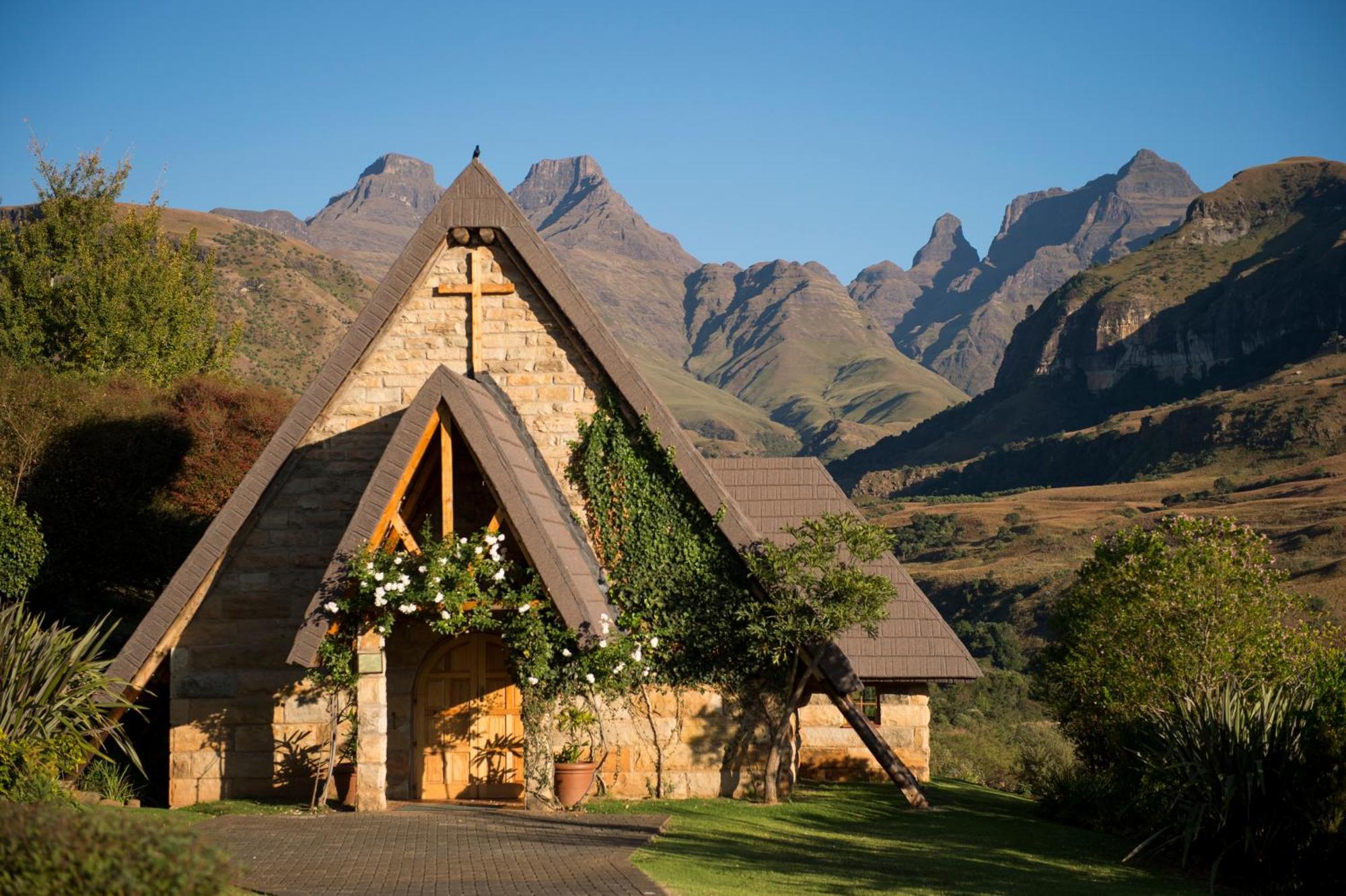 Cathedral Peak Hotel Winterton Exterior foto